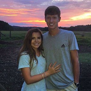 Meet your Posher, Chloe